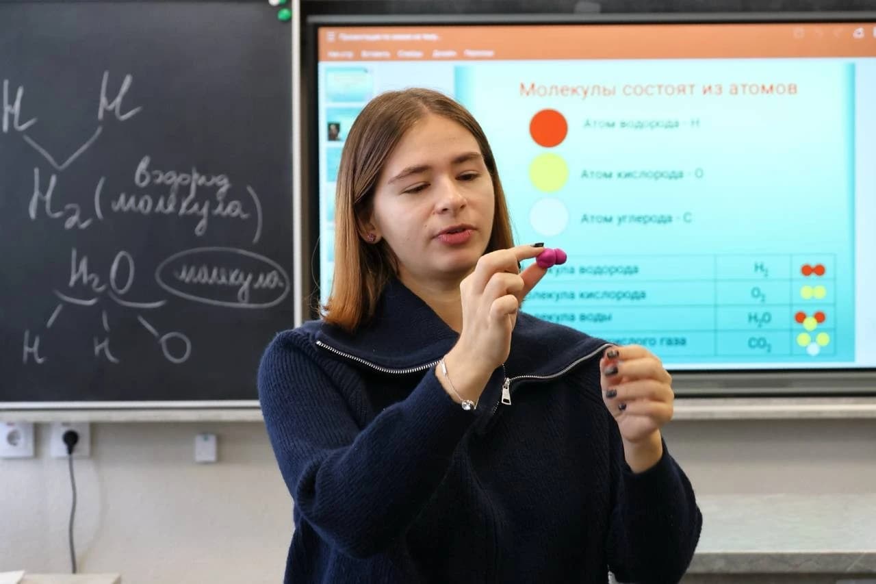 photo_5371052476091538937_y.jpg