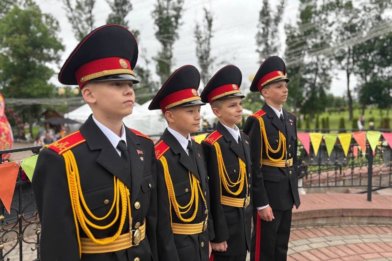 na-gorodskom-festivale-molodezhnogo-tvorchestva-vse-talanty-tebe-moy-mogilyov-yarko-proyavili-sebya-vospitanniki-mogilevskogo-litseya-mvd2.jpg