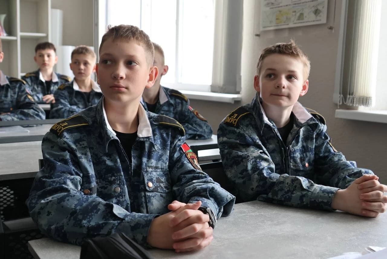 photo_5469990694182130488_y.jpg В Могилевском лицее МВД прошел Единый урок, посвященный Дню Победы