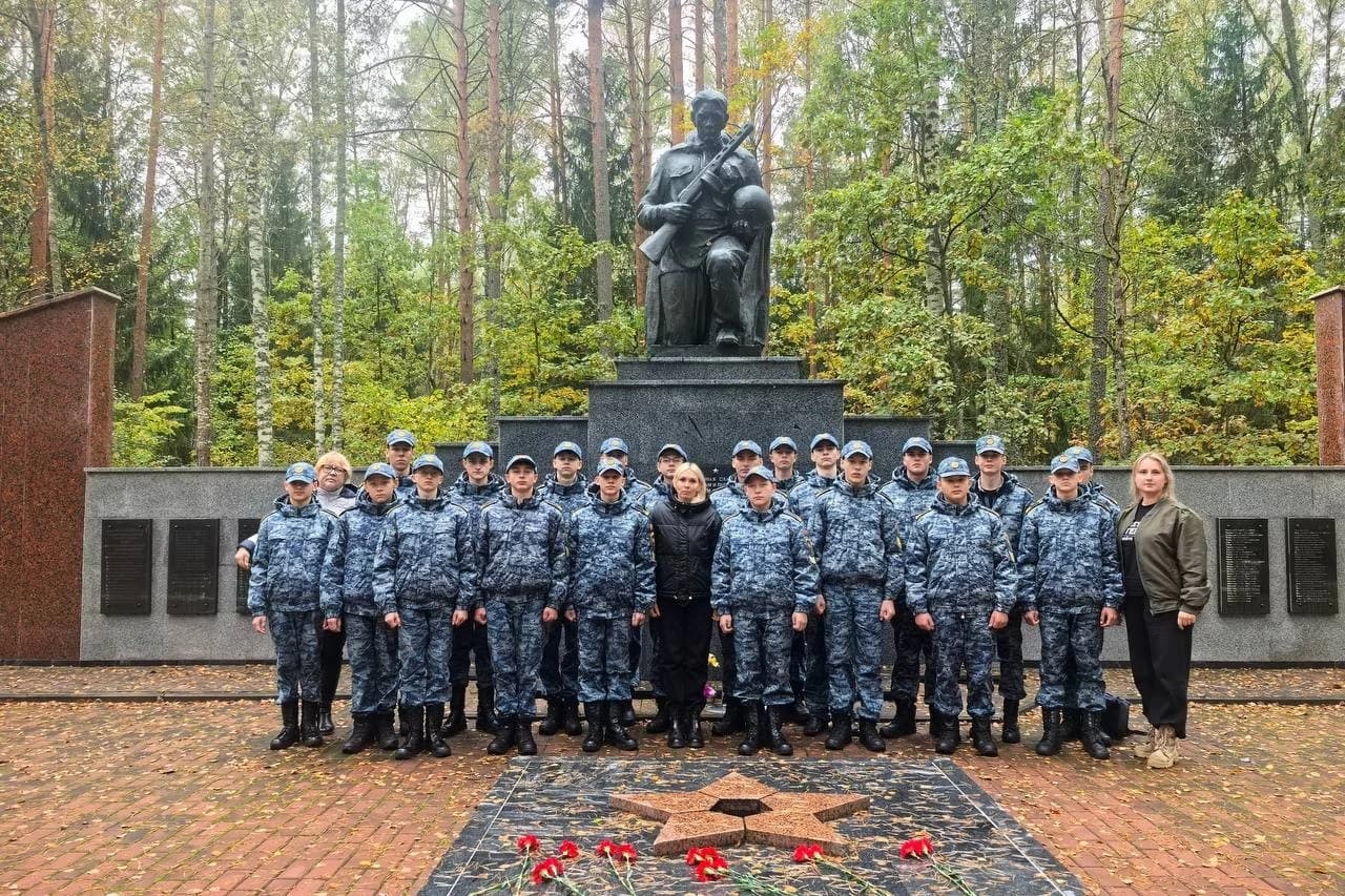 photo_5314558593698832614_y.jpg Обучающиеся Могилевского лицея МВД прошли маршрутами партизанской славы — от Усакинских лесов до острова Веремеевка
