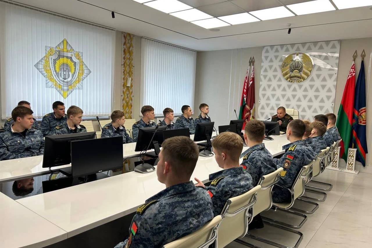 photo_5384388010243199851_y.jpg Ориентир на службу