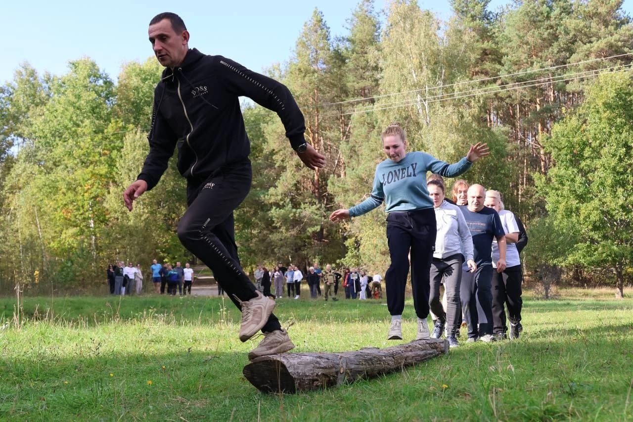 photo_5291831026927740832_y.jpg К спортивно-туристическому празднику присоединились команды постоянного состава лицея