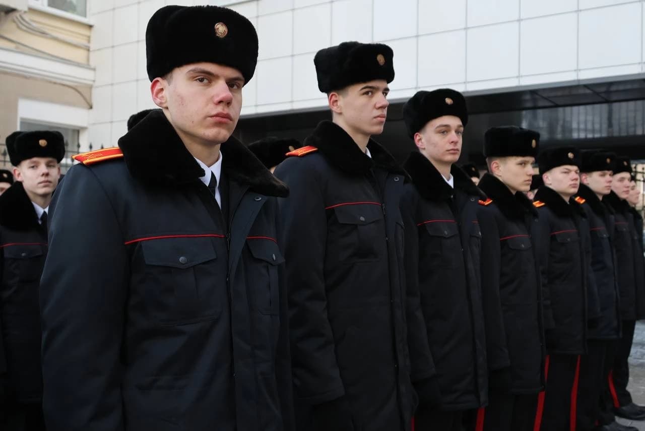 5314353474650706561.jpg В Могилевском лицее МВД прошел торжественный развод, посвященный Дню Конституции